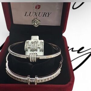 4pc Silver Jewelry Set for Women